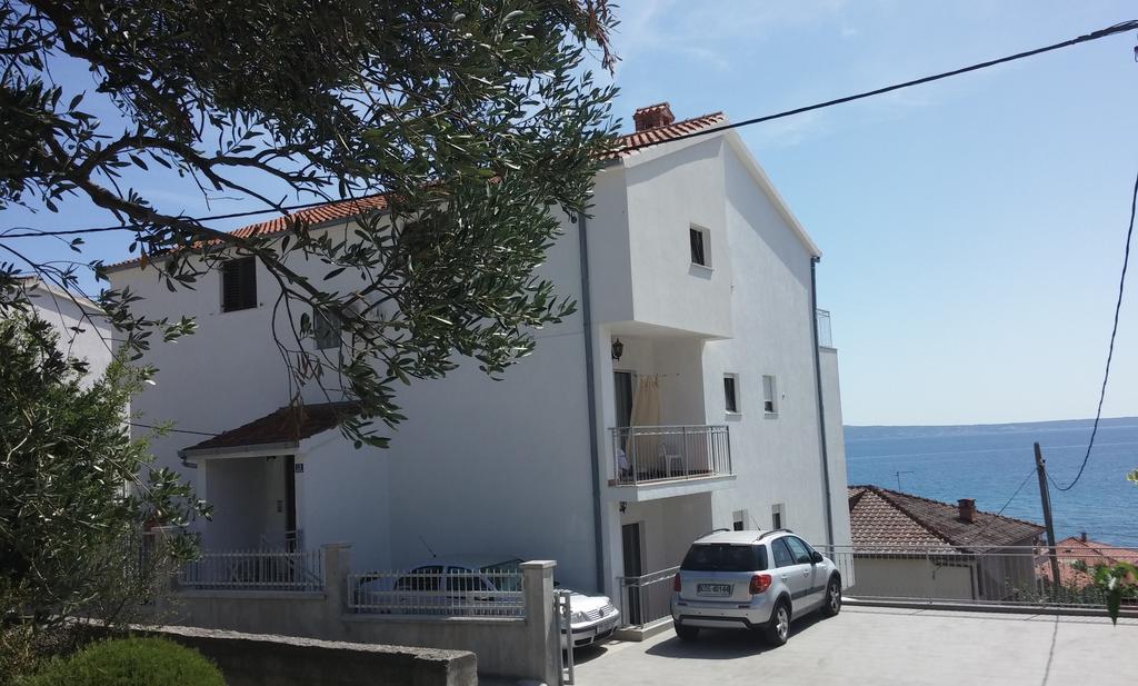 Apartments Vinka Podstrana Bagian luar foto