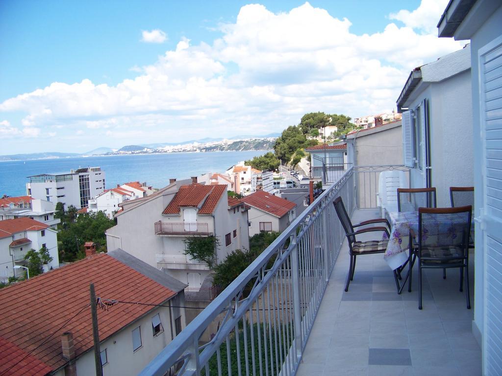 Apartments Vinka Podstrana Ruang foto