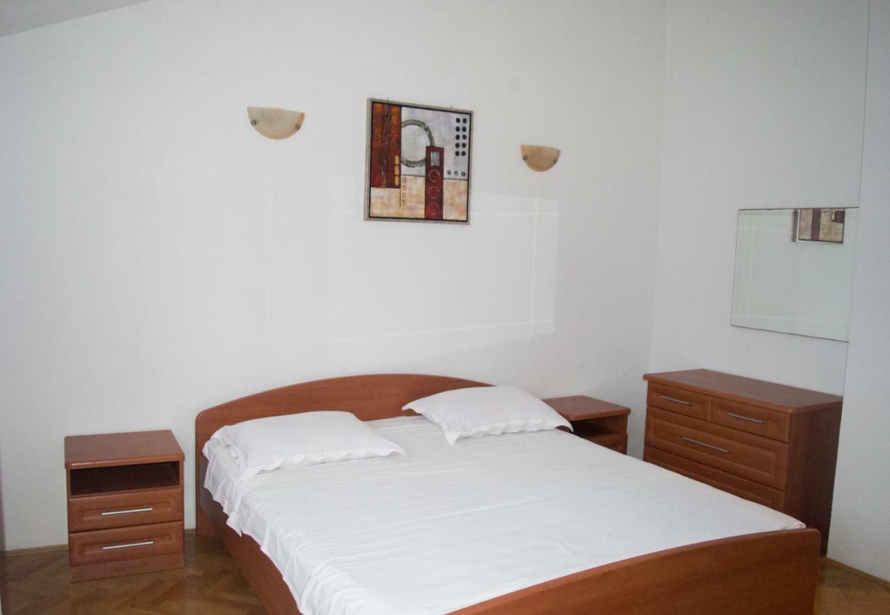 Apartments Vinka Podstrana Bagian luar foto